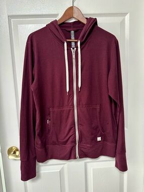 Vuori Halo 2.0 Hoodie The Rise The Shine Burgundy Size XL Recycled Fabric Soft